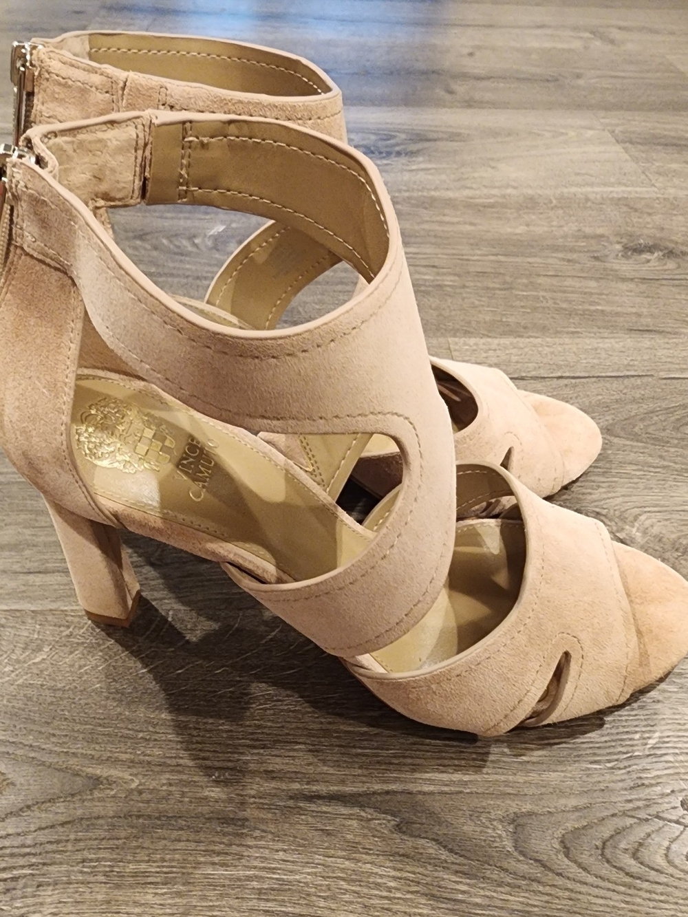 Vince Camuto Deverly Tan Nubuck Cutout Block Heel Sandals Size 12